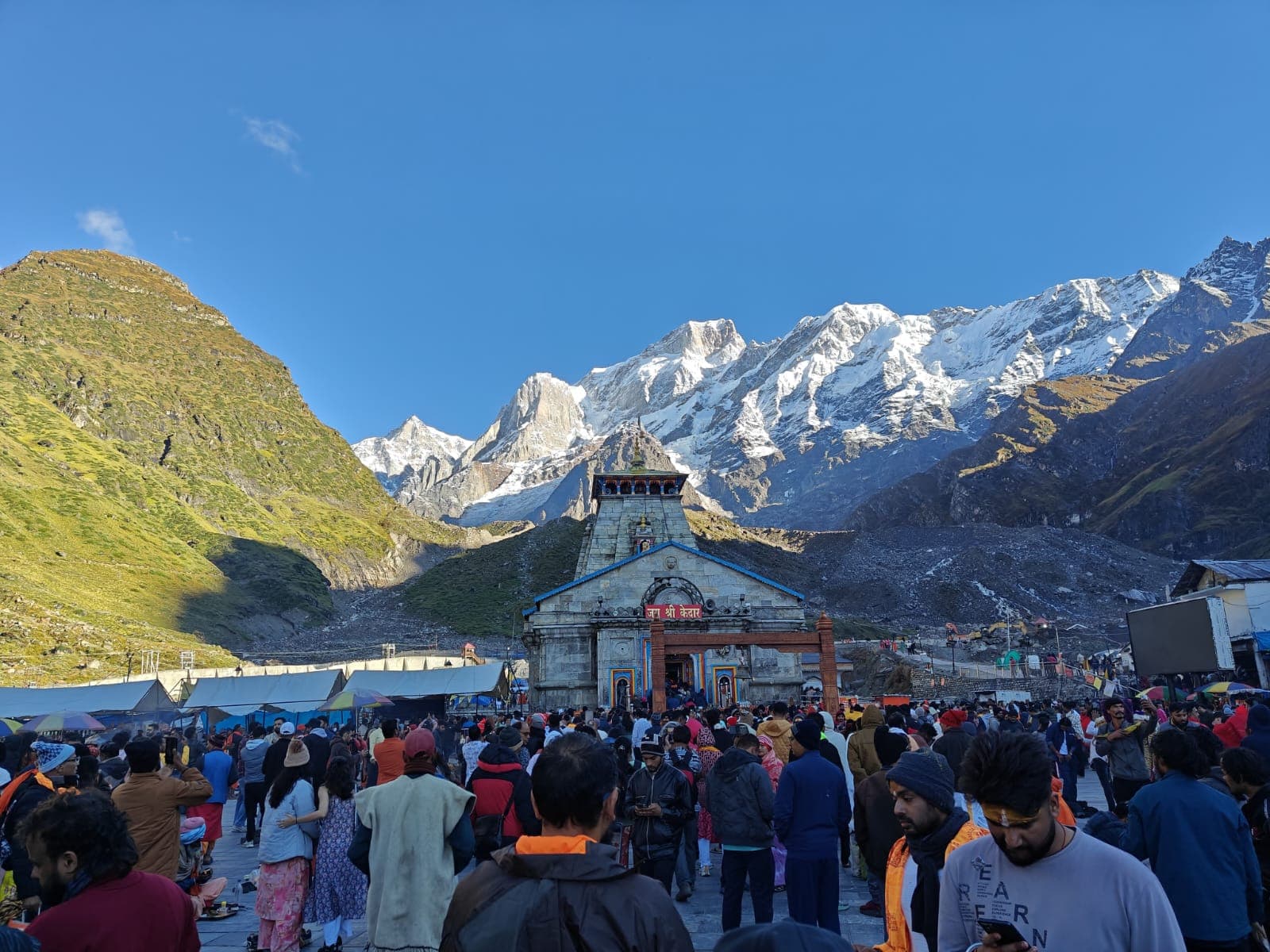 Devotional ceremony during the trip
